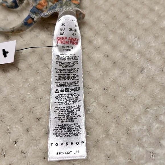 TOPSHOP Ruched Floral Mesh Triangle Bra - Picture 8 of 10